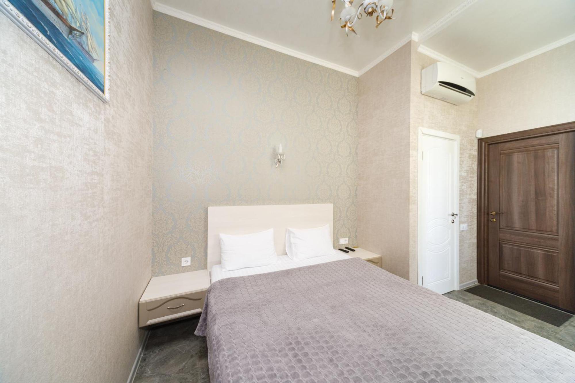 L.O.Y Family Hotel Dniepropietrowsk Zewnętrze zdjęcie