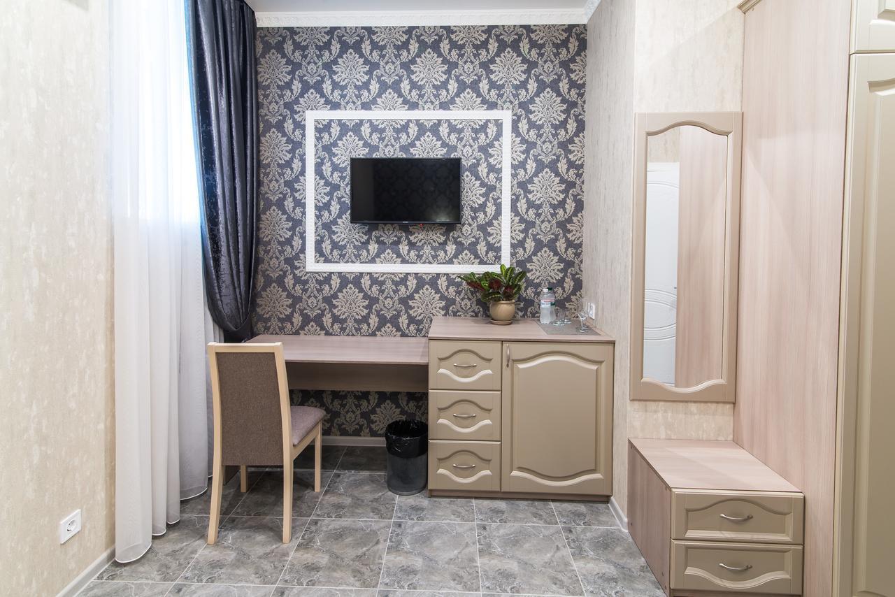 L.O.Y Family Hotel Dniepropietrowsk Zewnętrze zdjęcie