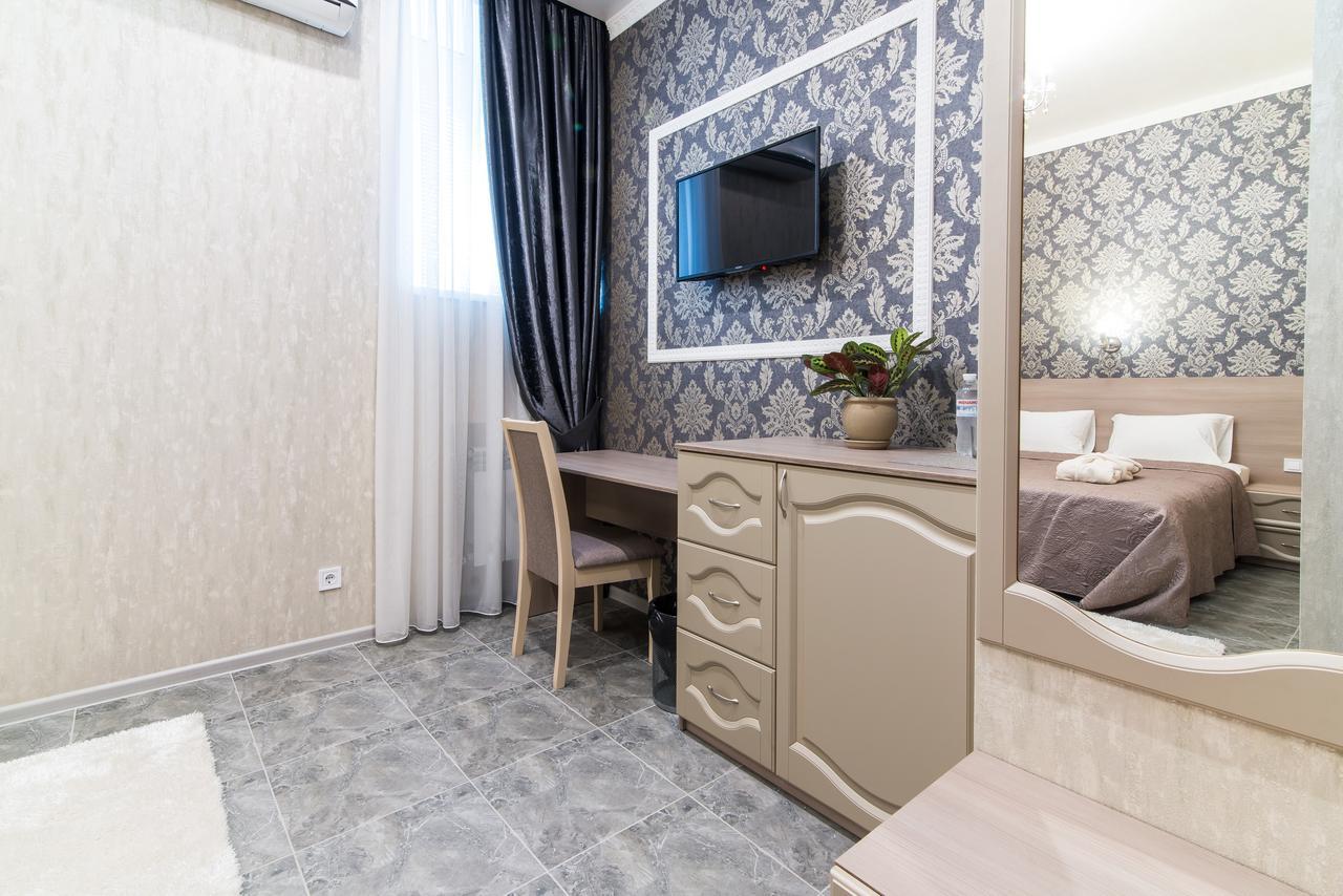 L.O.Y Family Hotel Dniepropietrowsk Zewnętrze zdjęcie