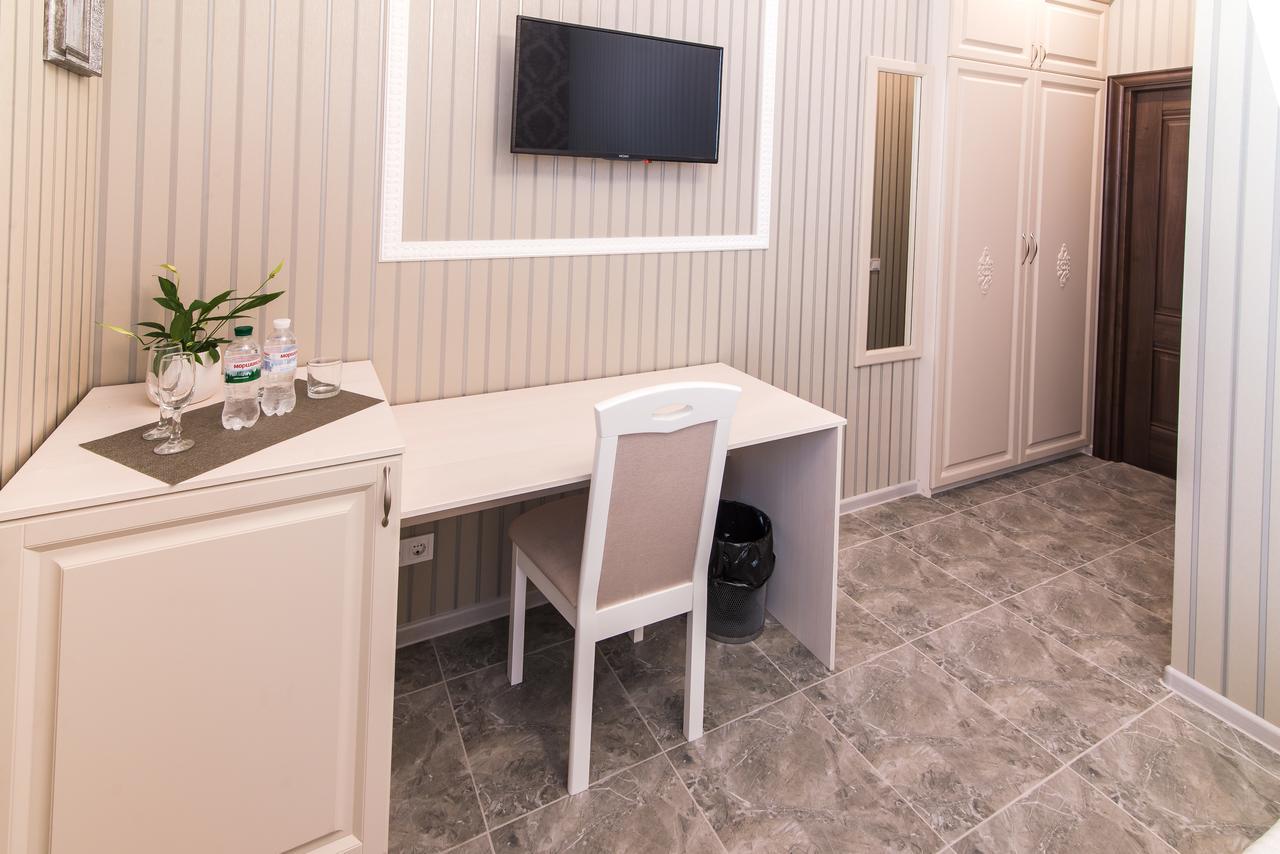 L.O.Y Family Hotel Dniepropietrowsk Zewnętrze zdjęcie