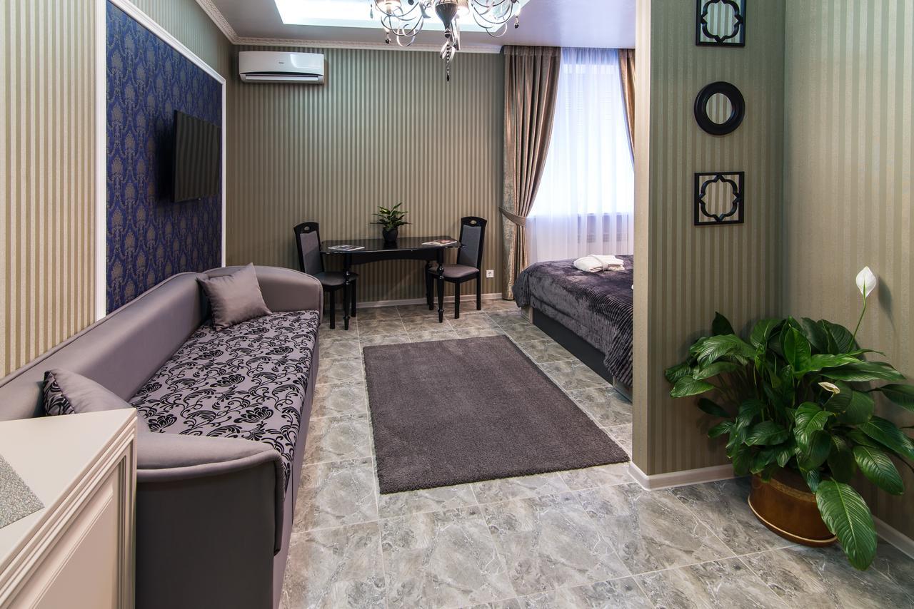 L.O.Y Family Hotel Dniepropietrowsk Zewnętrze zdjęcie